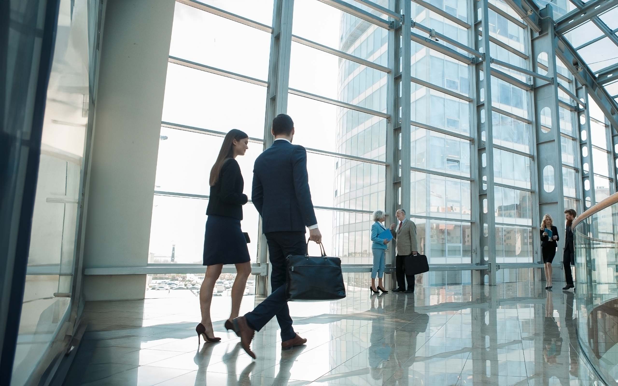 business-people-walking-1137989521