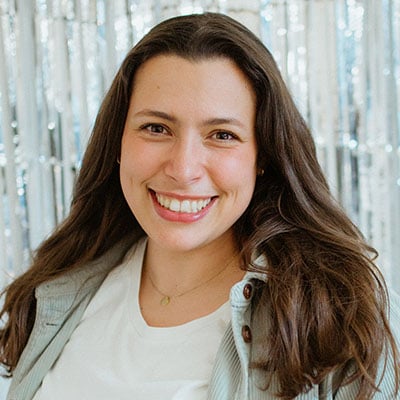 Alexandra Tsingeni, Retail-o-Tones