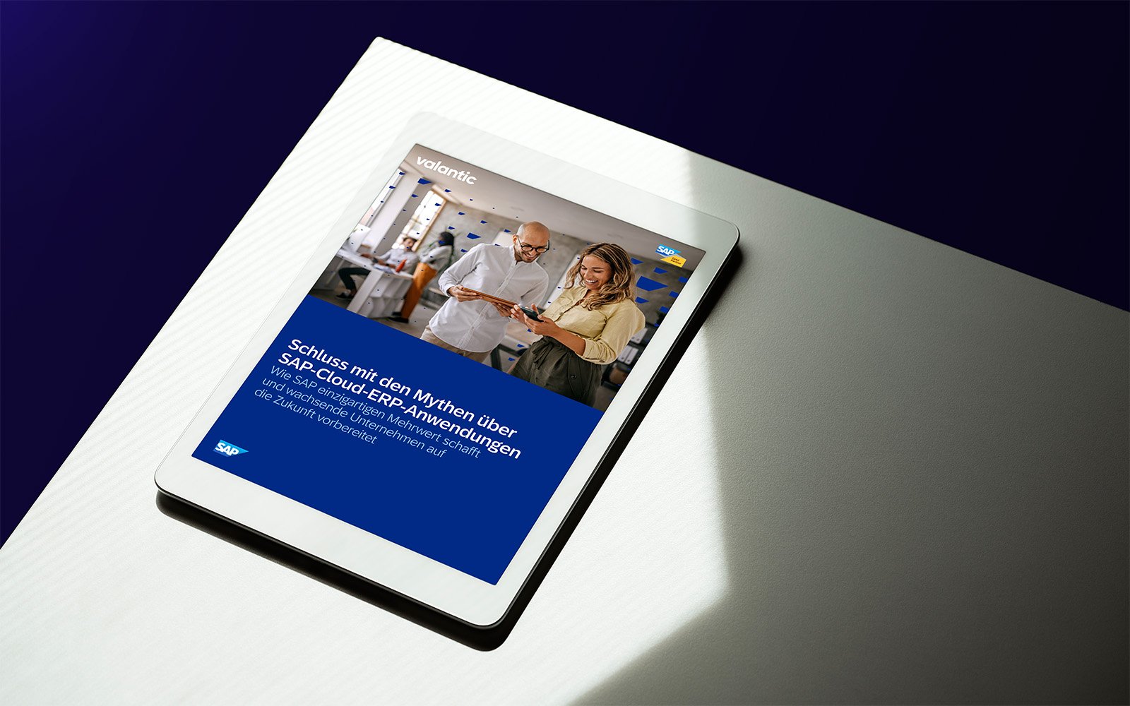 Mockup E-Book "Schluss mit den Mythen über SAP Cloud ERP"