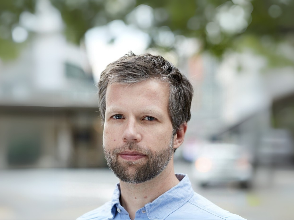 Sebastian Straus, Partner & Managing Director