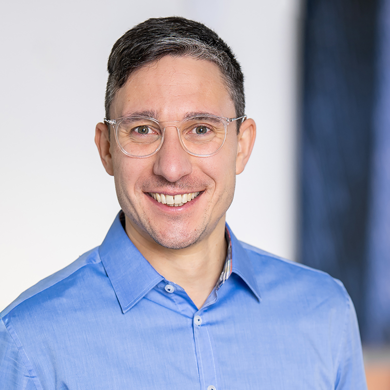 nikolas_hoer